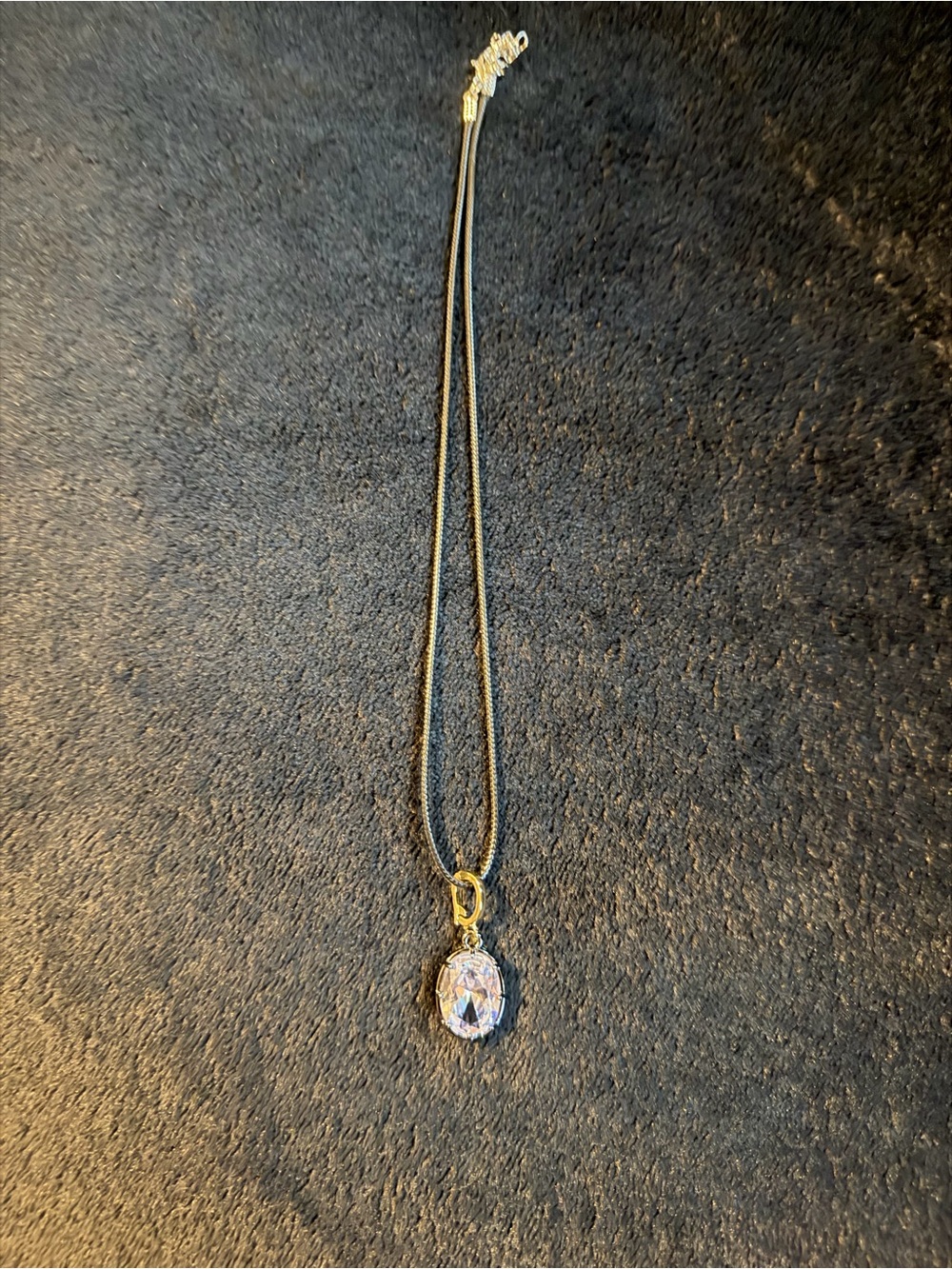 Gold-Tone Oval Crystal Pendant Necklace - No Brand